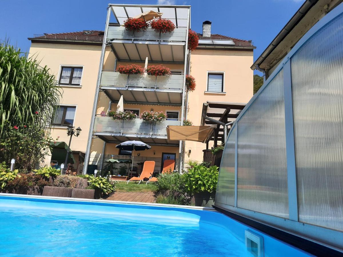 Ferienhaus Und Ferienwohnung Buettner Rathmannsdorf Esterno foto